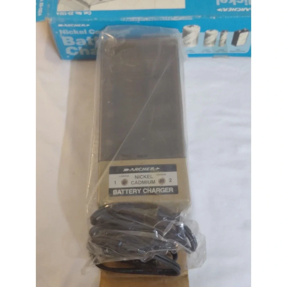 Vintage Archer RadioShack Nickel Cadmium Battery Charger 23-132A New In Box